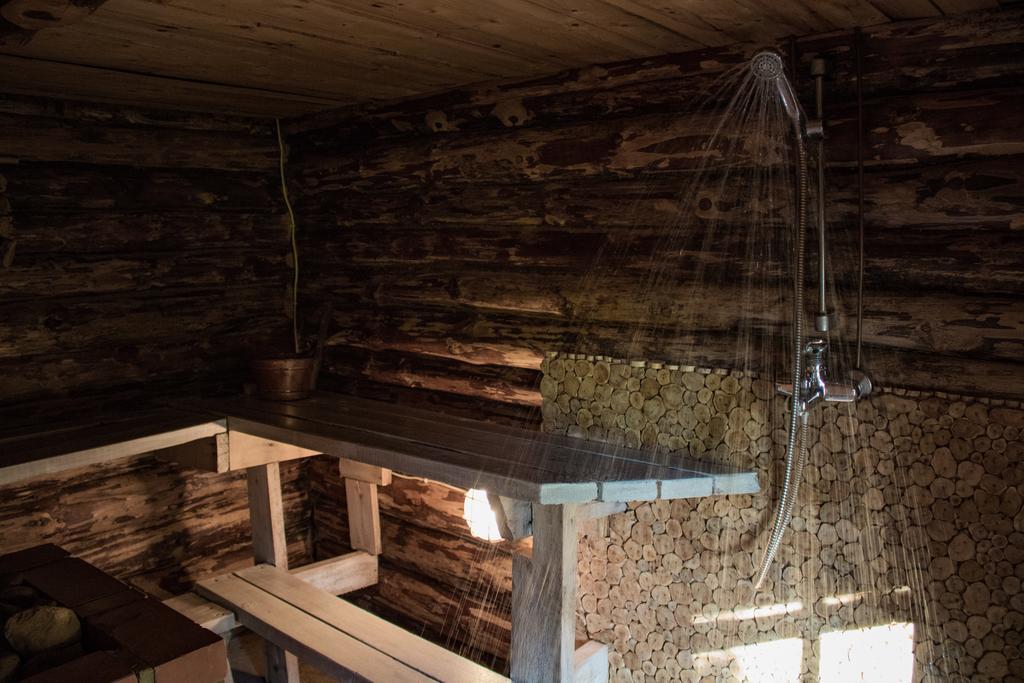 Вилла Kuusetuka Tourism Farm Pahkla Экстерьер фото