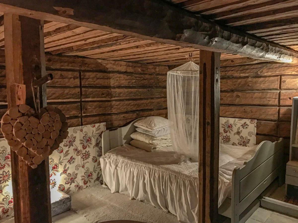 Вилла Kuusetuka Tourism Farm Pahkla Экстерьер фото